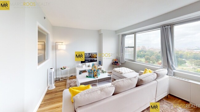 Building Photo - 151 Tremont St Unit 15G Rental
