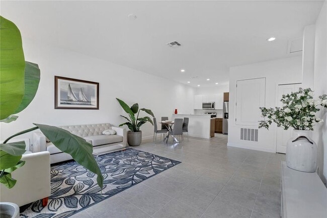 Photo - 1563 Cumin Dr