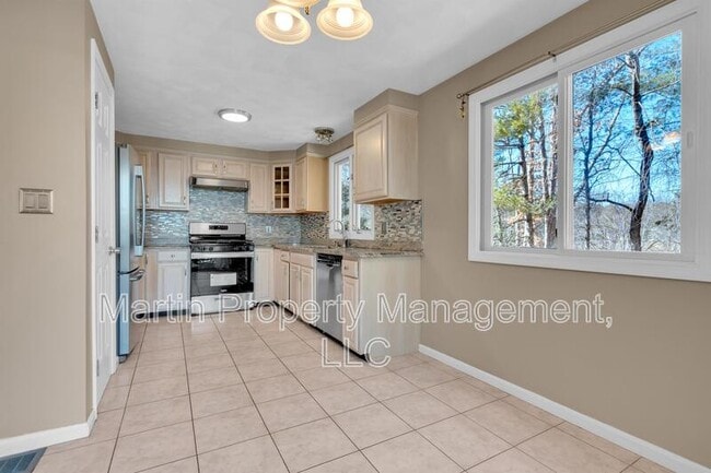 Photo - 4301 Pouliot Pl