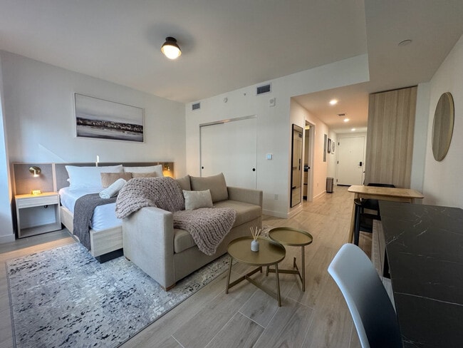 Photo - 225 N Miami Ave Unit ID1373686P