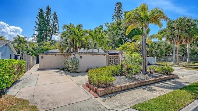 Photo - 1127 S Osprey Ave