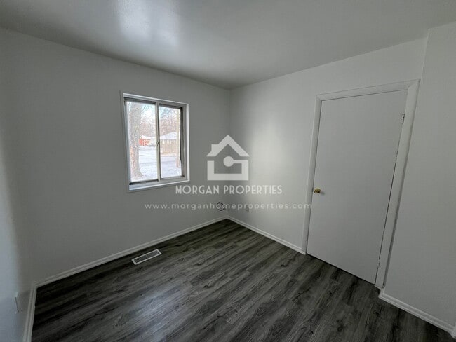 Photo - 2002 Kerrwood Dr