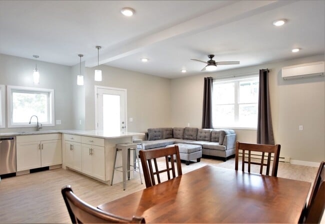 Photo - 217 Columbia St Unit 217-C