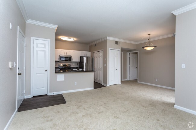 1BR, 1BA - Florence
