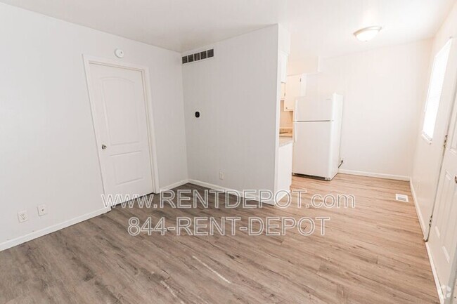 Building Photo - 605 W Michigan St Unit 605 W Michigan St  1 Rental