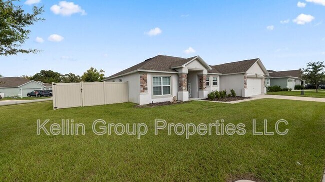 Photo - 4762 Drake Ave