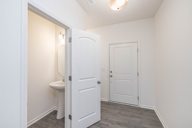 Photo - BEAUTIFUL 4 Bedroom Home Piedmont School District - AVAILABLE JULY 2026