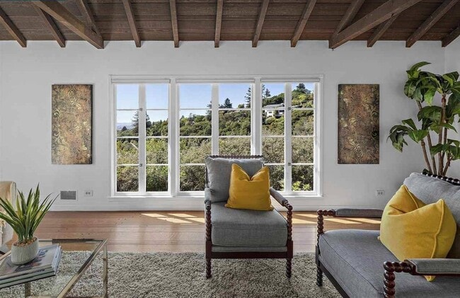 Photo - 1825 San Antonio Ave