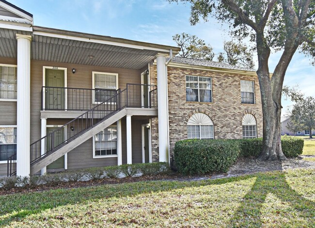 Spacious 2 bedroom 2 bath condo practicall... - Spacious 2 bedroom 2 bath condo practicall...