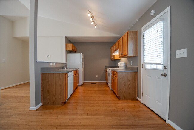3 Bedroom Home DURHAM - 3 Bedroom Home DURHAM