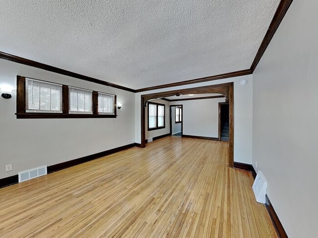 Photo - 1649 York Ave