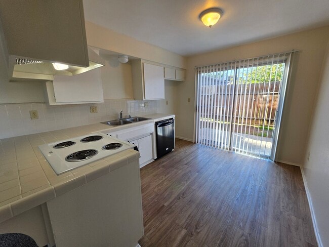 Photo - 3609 Micheli Ct Unit #A