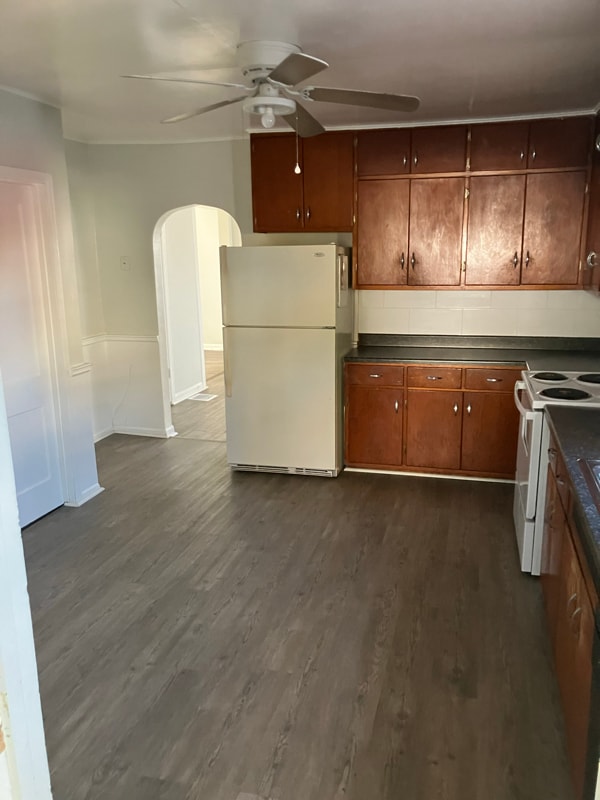 Photo - 932 Napoleon St