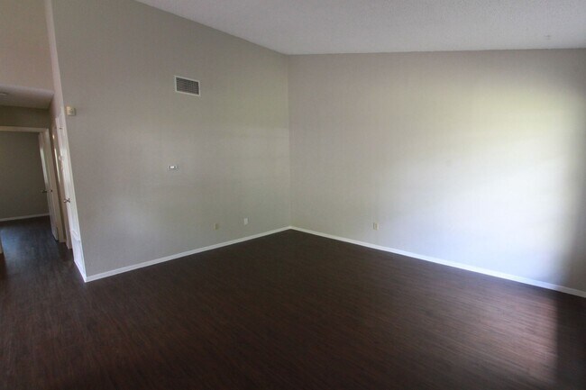 Photo - 11603 Poplar Cove Unit A