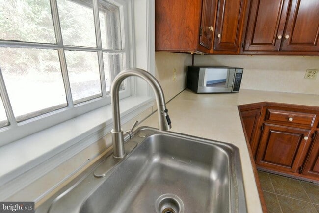 Photo - 1310 Creek Rd