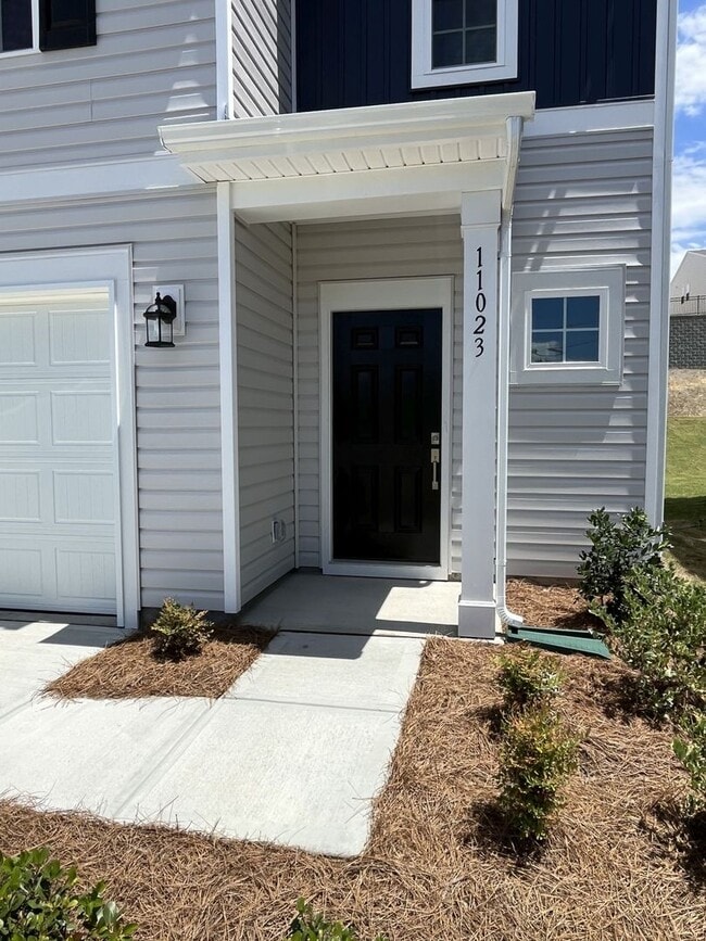 Photo - COMING AUGUST 2026!!! Newer 4 Bed Home in University Area