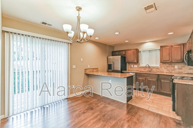 Photo - 3909 N Course Dr