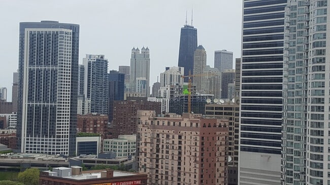 Photo - 200 N Jefferson St Unit 1907