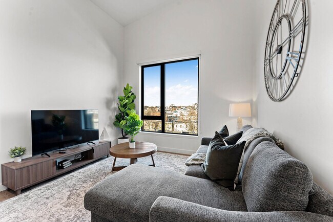 Building Photo - 282 Bremen St Unit ID1240295P