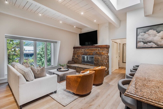 Photo - 725 E Durant Ave Unit ID1283415P