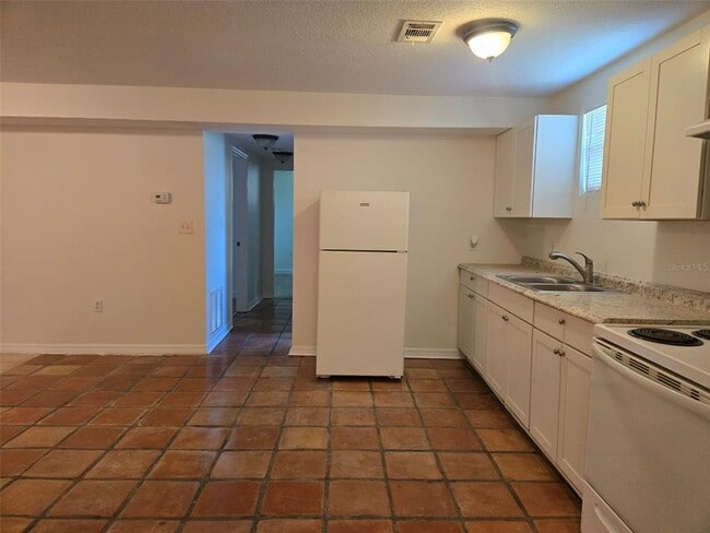 Photo - 2115 5th St Unit 2