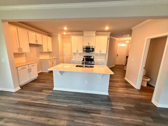 Photo - 107 Yellow Iris Dr