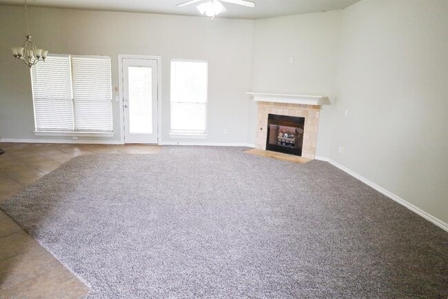 Photo - 2704 NE 129th St