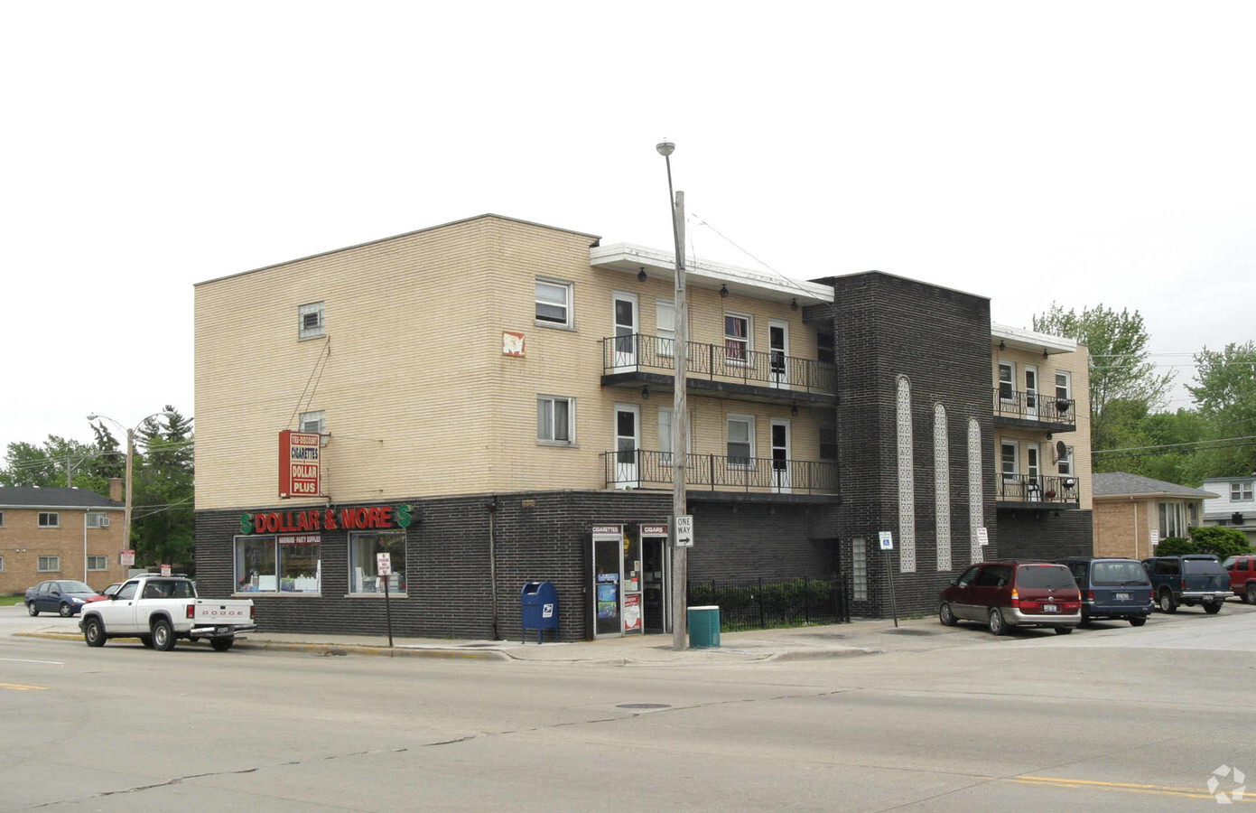 Photo - Mixed Use - 6719 W Pershing Rd, Stickney, IL Apartments