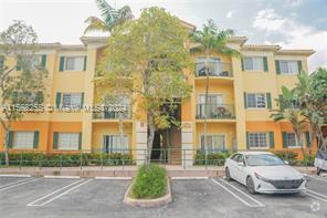 Building Photo - 7200 NW 114th Ave Unit 305 Rental
