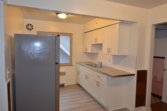 6717 Belkenton Ave Unit 3