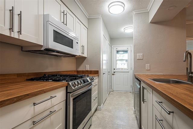 Photo - 3750 Vitruvian Way