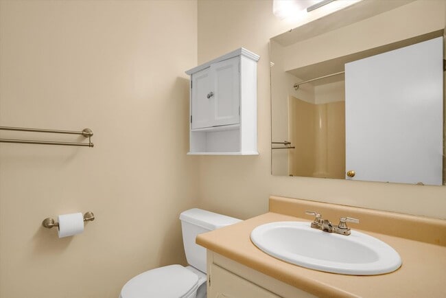 Blackhawk Commons Apartments