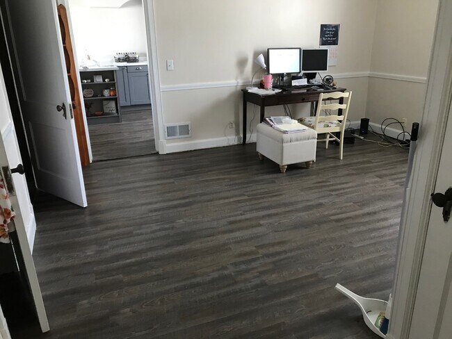 Large dining room or possible office if still working from home - 502 E Mulberry St Unit Main