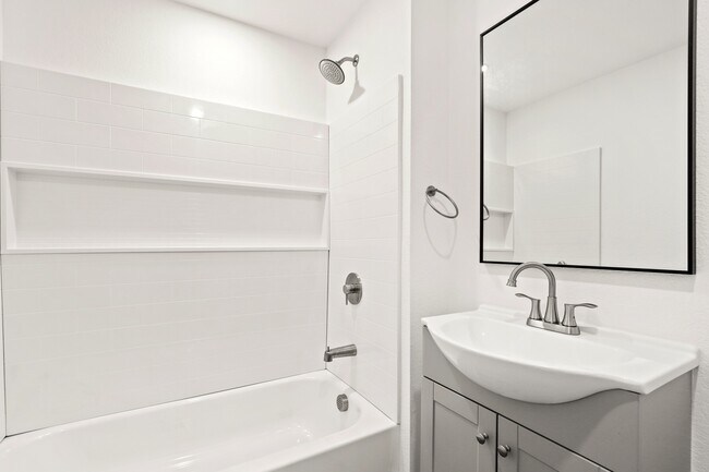 Photo - Eleven8 Apartments