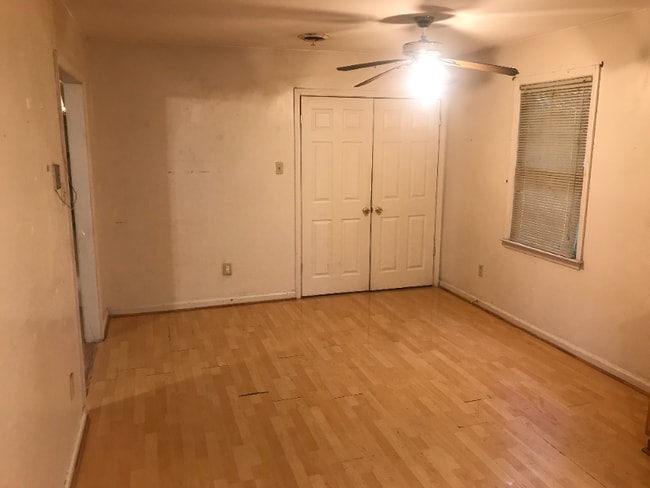 Photo - 1910 N John Ct