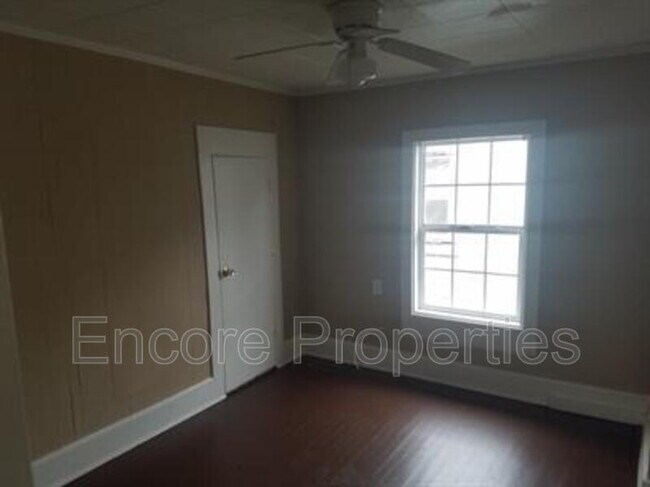 Photo - 1209 N Hyde Park Ave