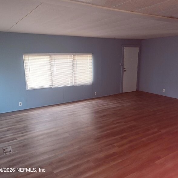 Photo - 463 Logan Ave