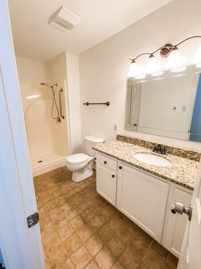 Photo - 406 S French Quarter Dr