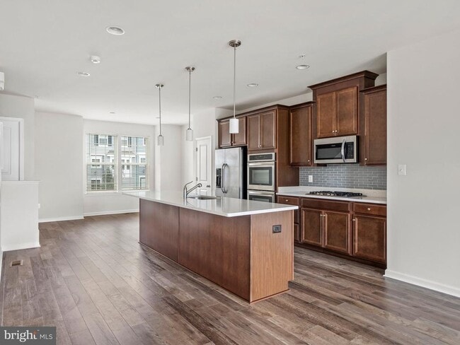 Photo - 43706 Winterberry Wy
