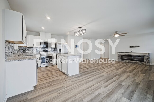 331 Forecastle St