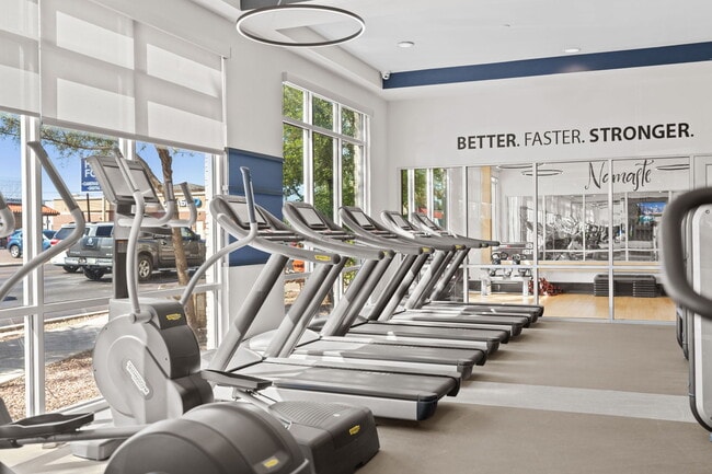 Photo - Axis Camelback