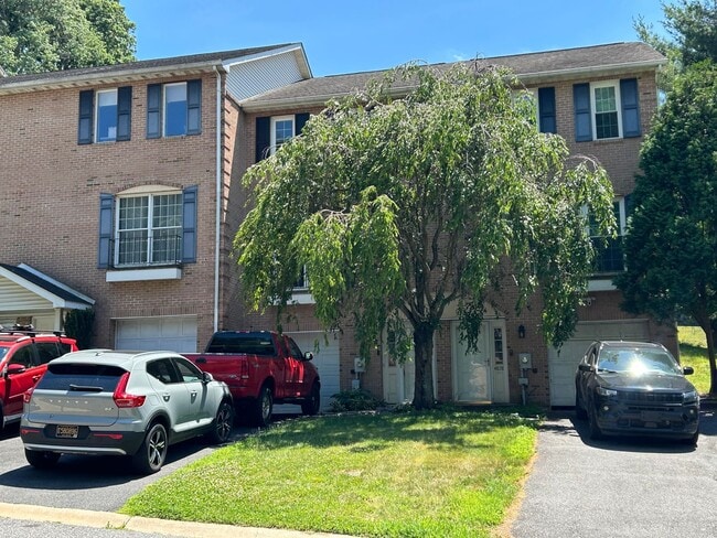 Photo - 4876 Weatherhill Dr