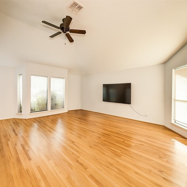 Photo - 14226 Woodnook Dr