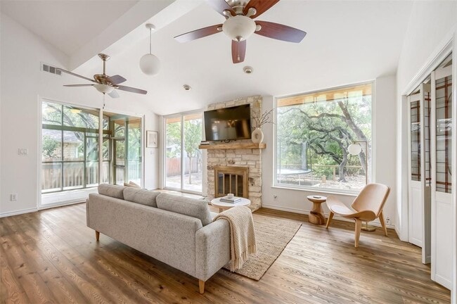6402 Steer Trail