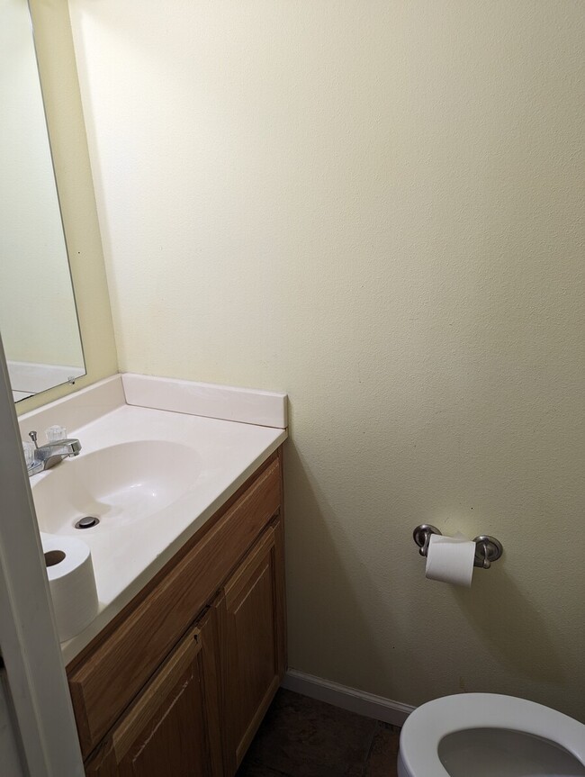 Photo - 835 W Lawson St