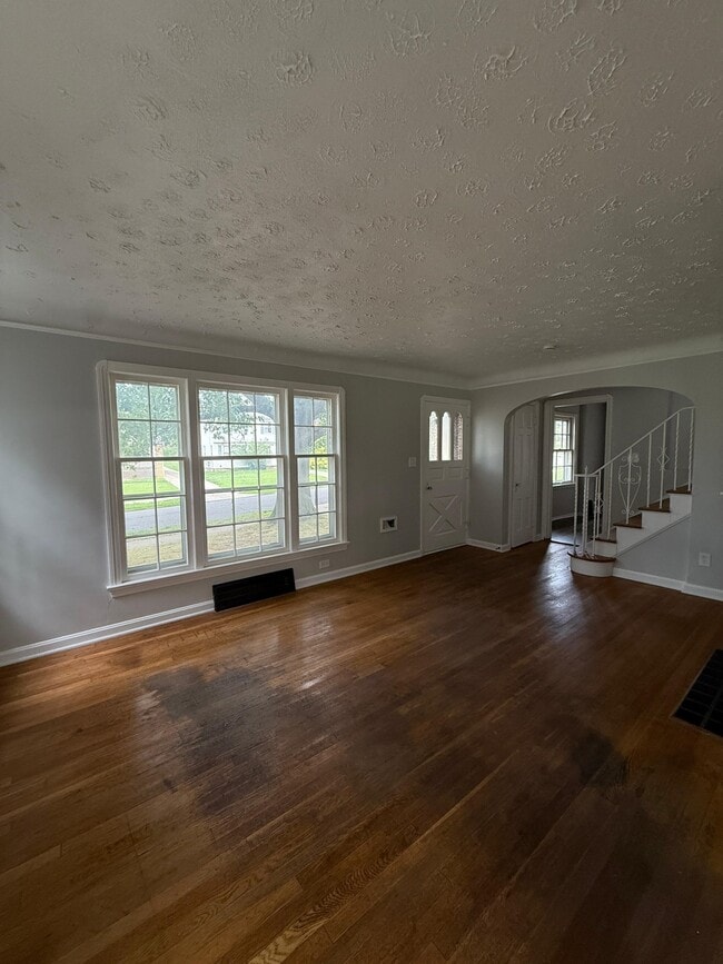 Photo - 9704 S Highland Ave