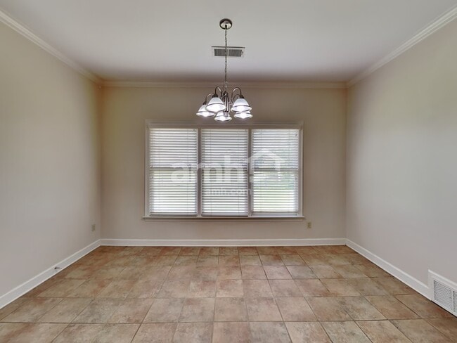 Photo - 1641 Kings Pond Cv