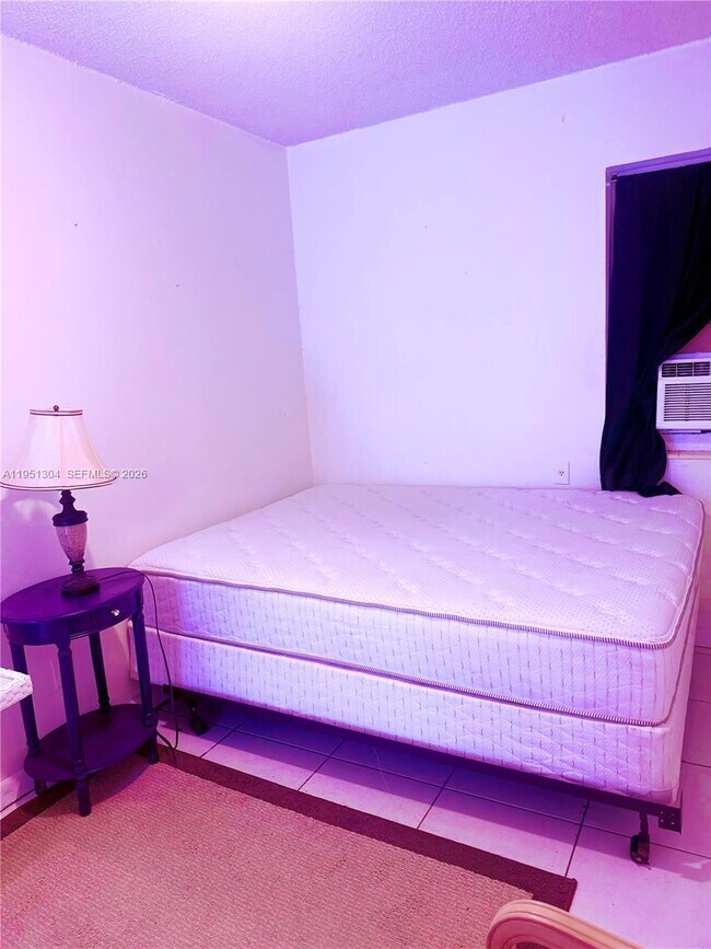 Photo - 1822 Cleveland St Unidad 4