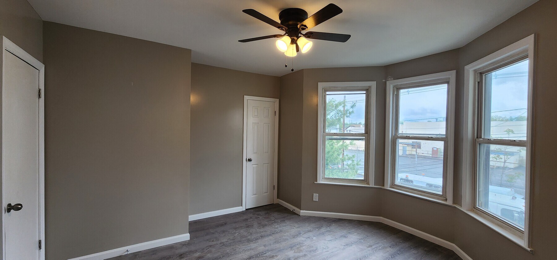 Photo - 237-239 Stephens St Unidad 239 2FL