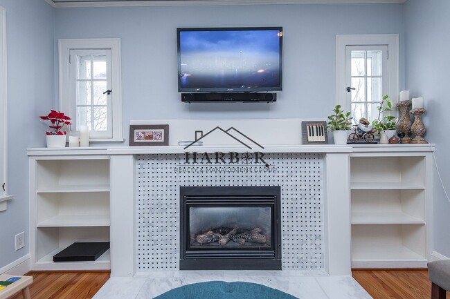 Photo - Updated Craftsman Living: 2BR/2BA + Den in NW Rochester